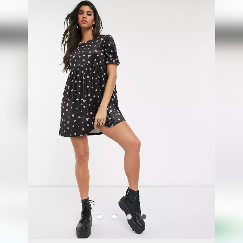 BNWT ASOS Black velvet t shirt dress, size 6